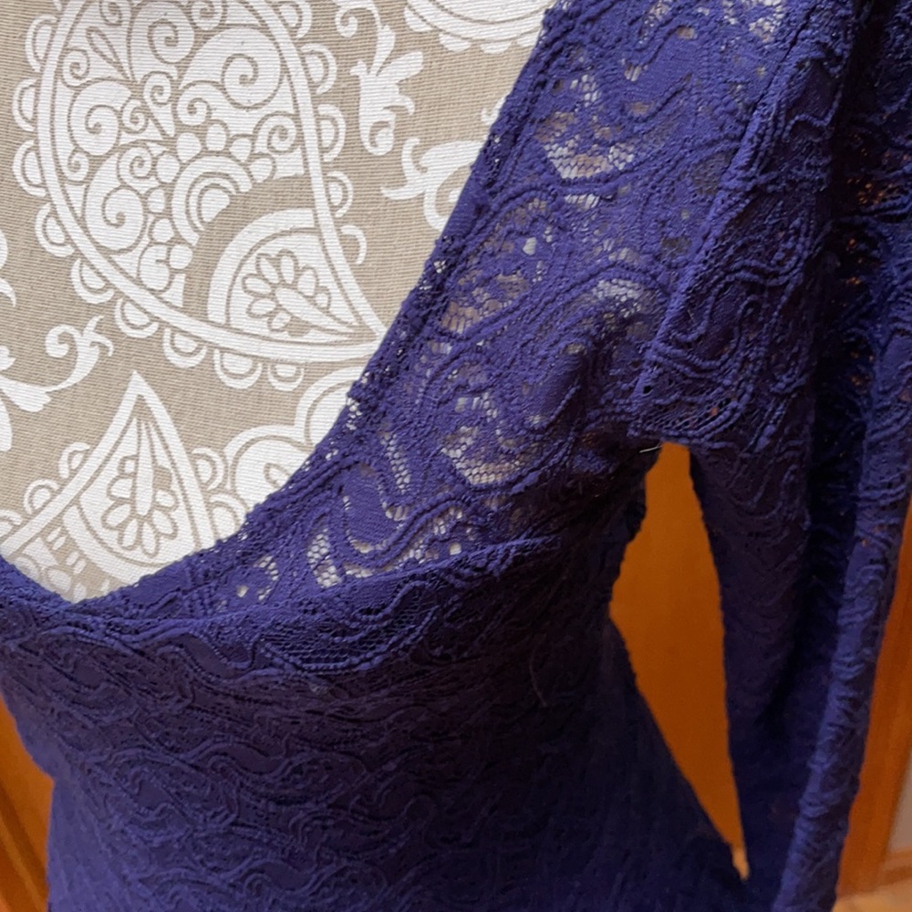 Free People long sleeve stretch lace cocktail dress. Size xs - Picture 2 of 4